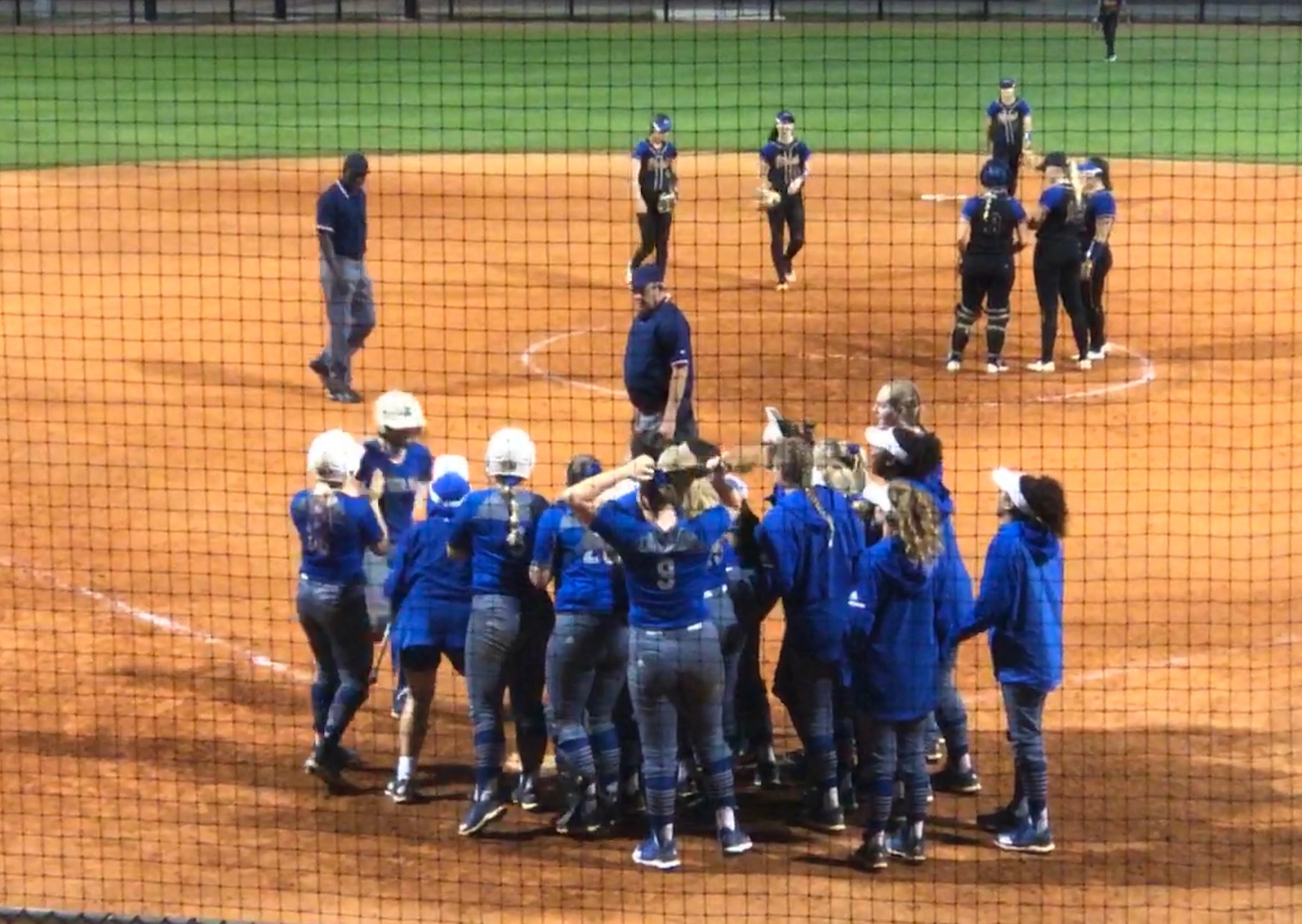 Softball team loses a pair of conference games