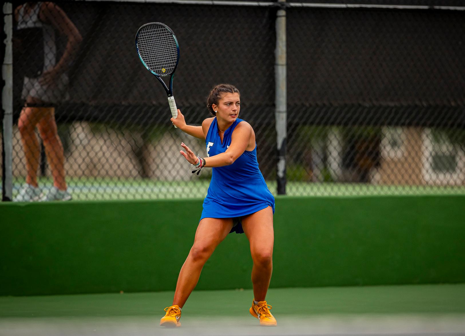 Women's tennis team in fifth place at the national tournament