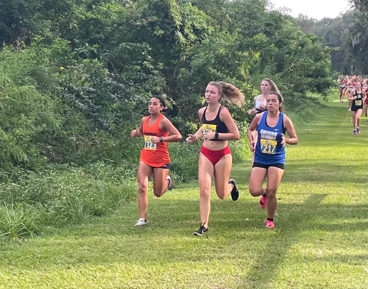 Women's cross country team has solid day at FSC Invite