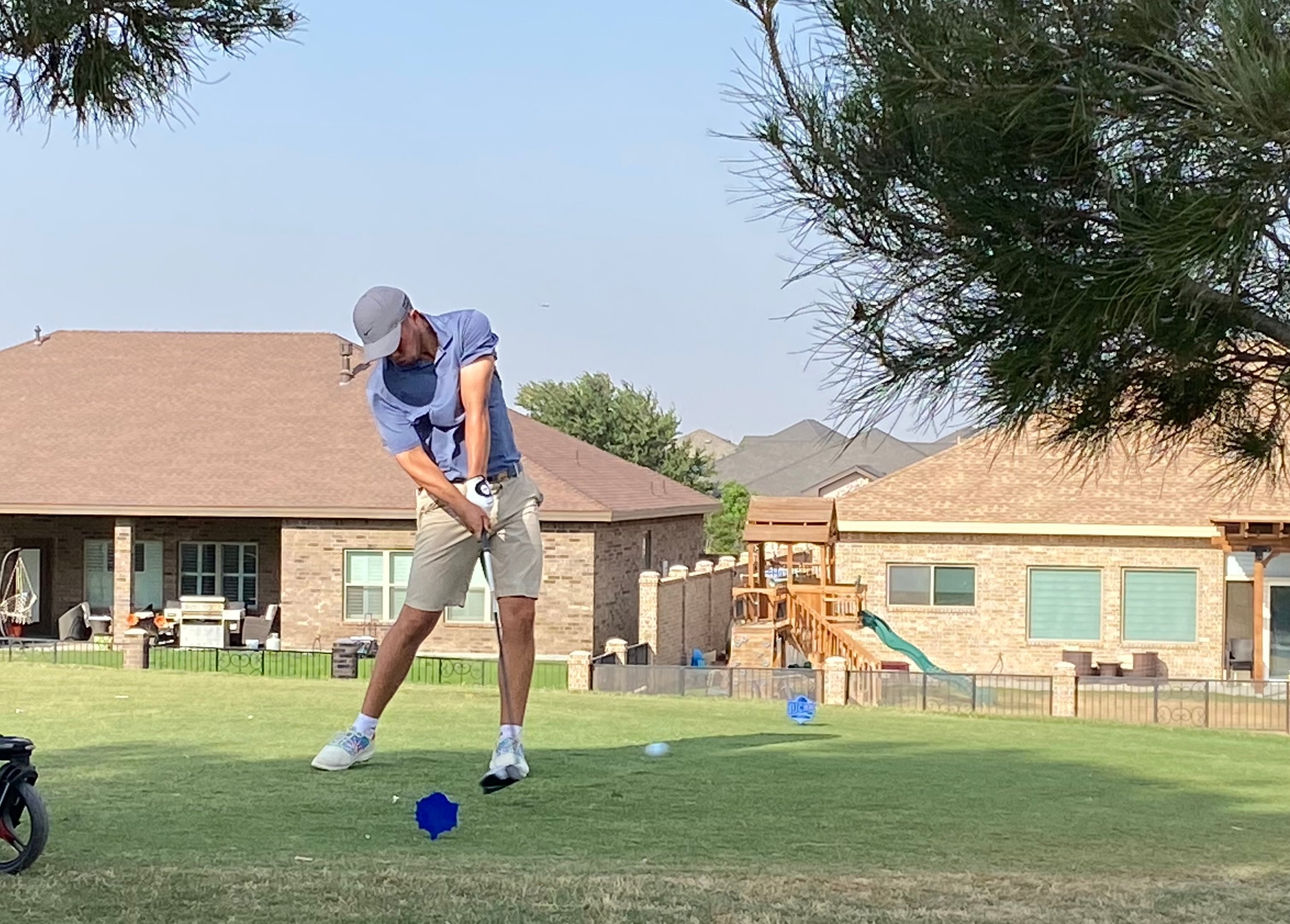 Men's golf team tied for second after two rounds at national tournament