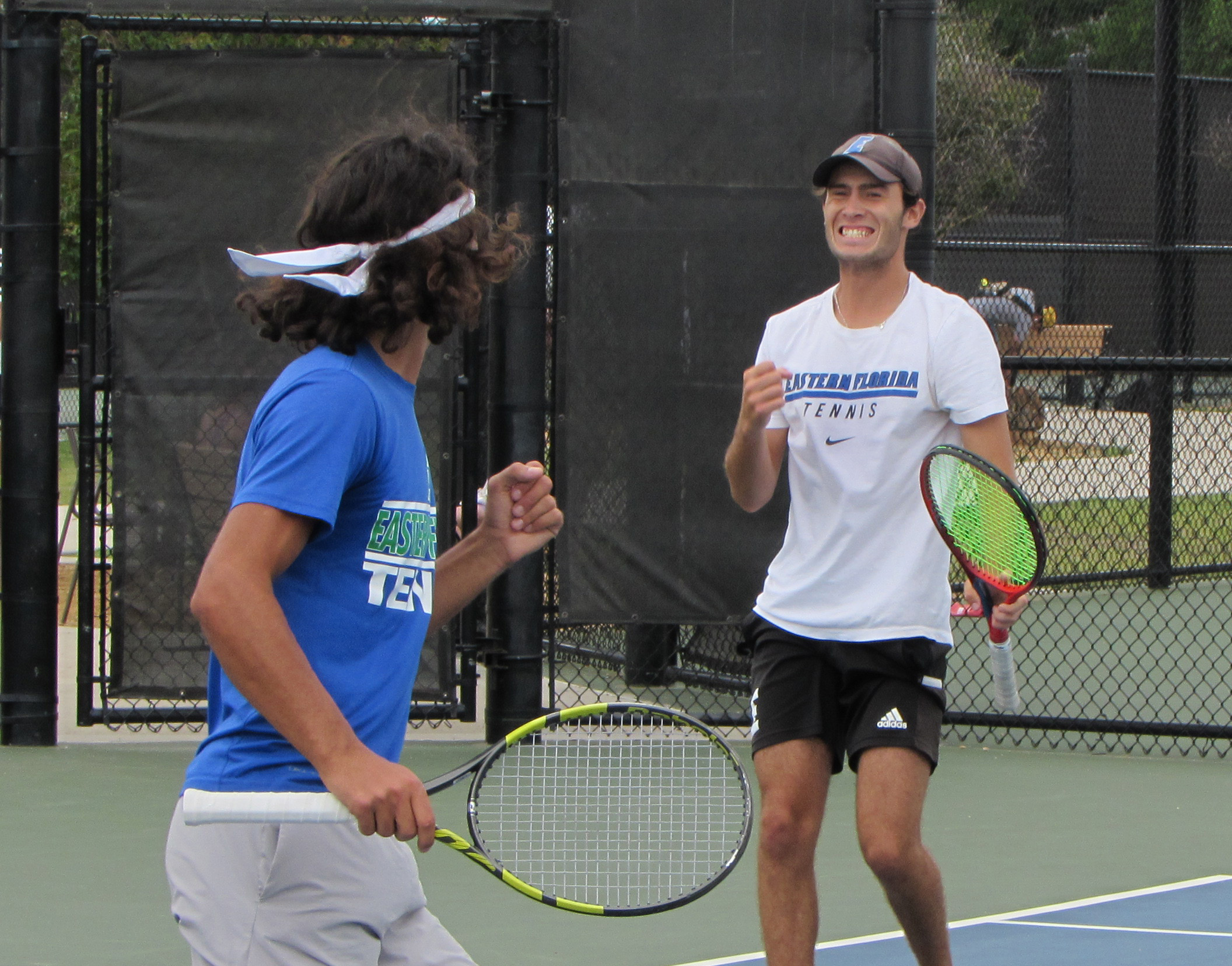 Men's tennis team has perfect day at national tournament