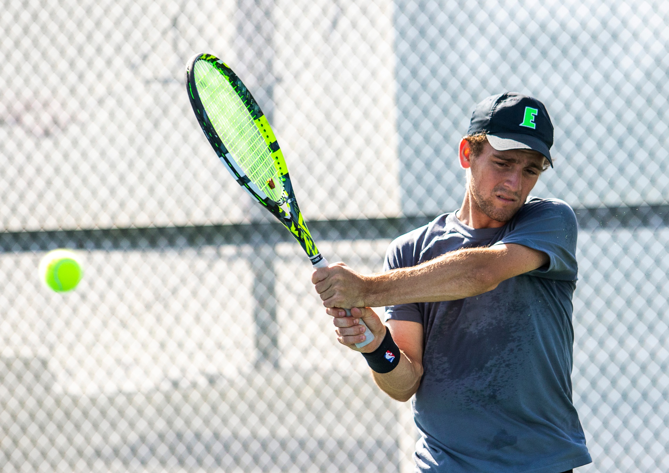 Men's tennis beats No. 13 Mississippi Gulf Coast in Texas