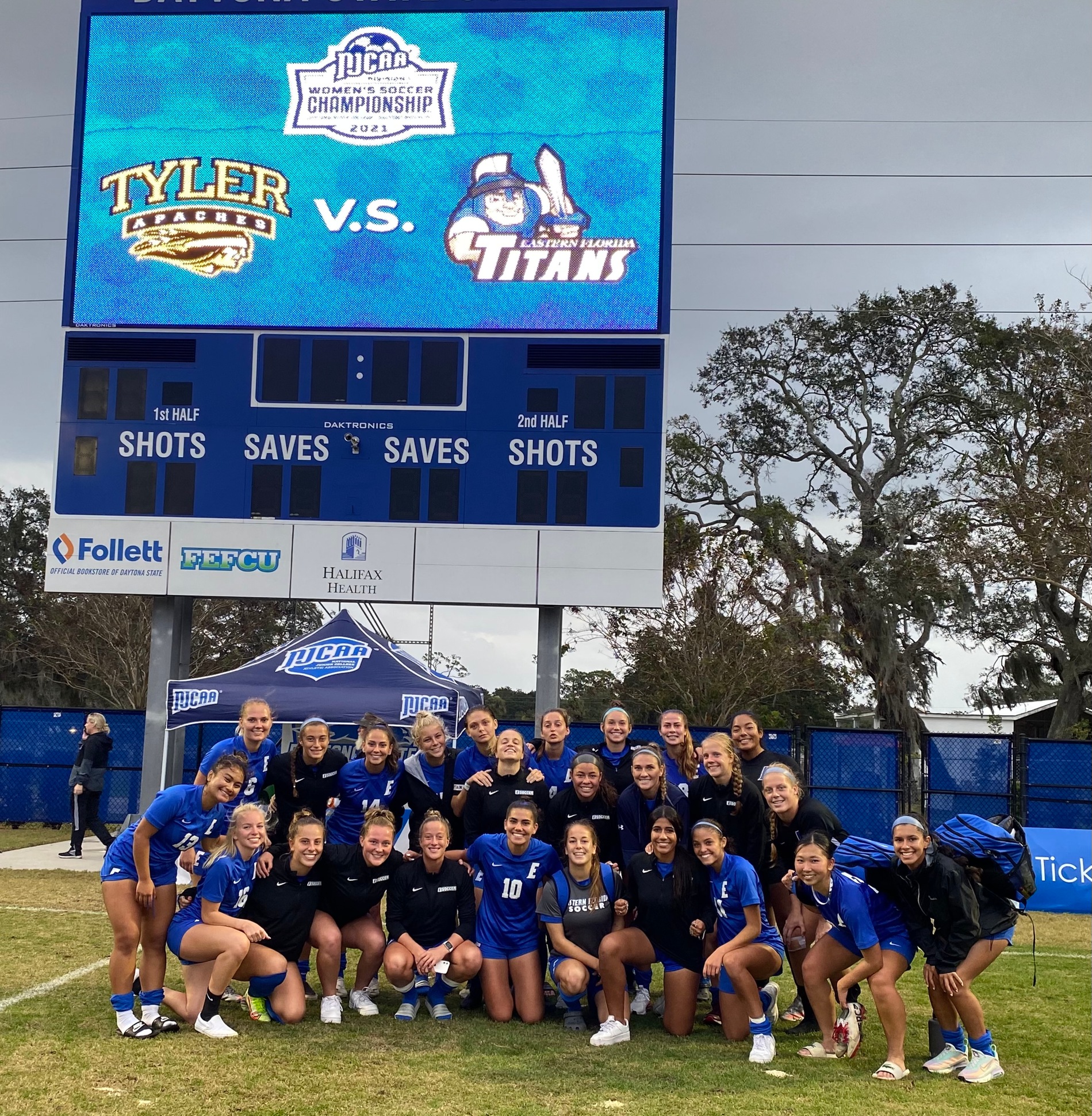 Women's soccer team wins, advances to national championship game on Saturday