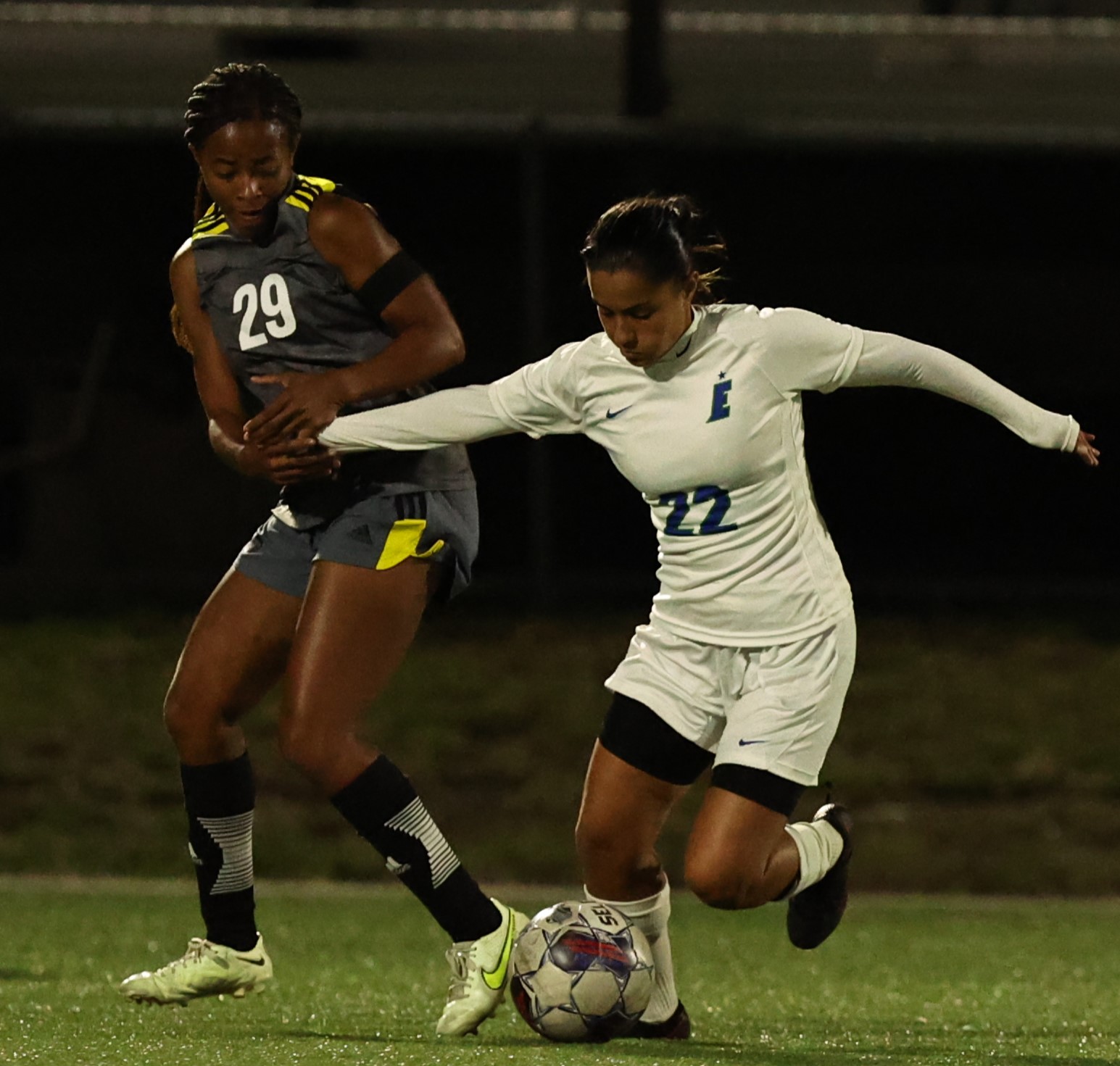 Women's soccer team faces Arizona Western in National Tournament semifinals
