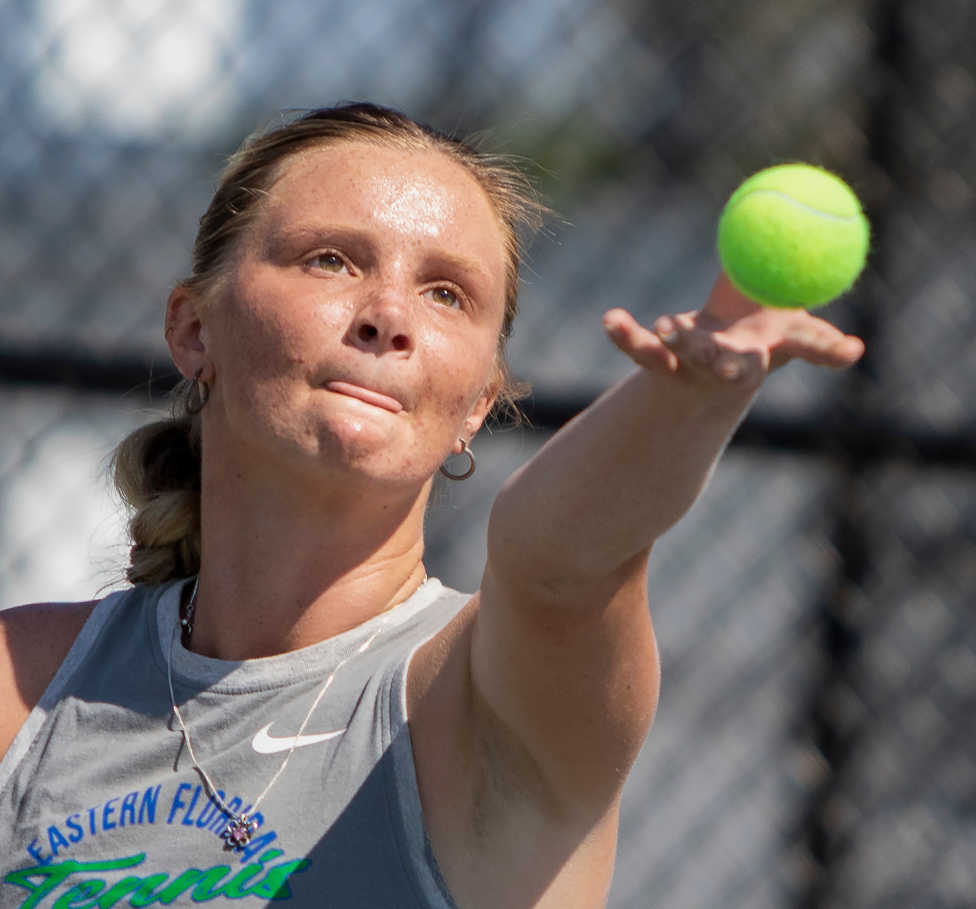 Women's tennis team drops USC Sumter